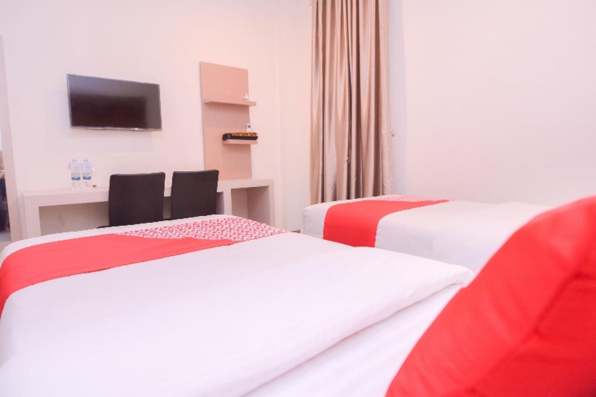 Super Oyo Capital O 2018 Ring Road Guest House Syariah Banda Aceh Exteriör bild