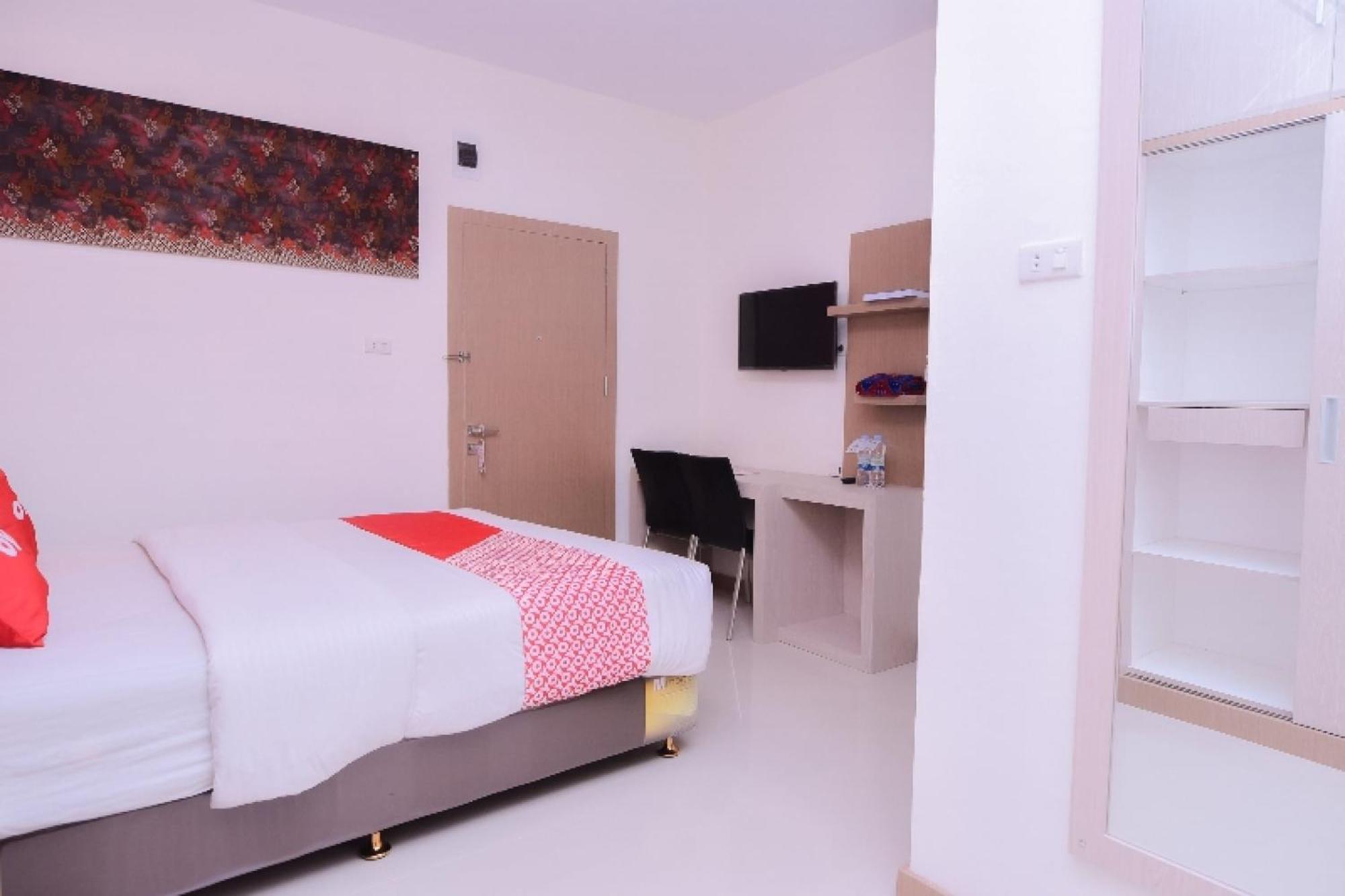 Super Oyo Capital O 2018 Ring Road Guest House Syariah Banda Aceh Exteriör bild
